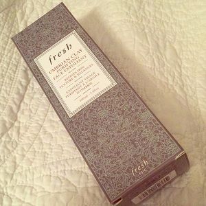 Sephora Umbrian Clay Purifying Face Exfoliant